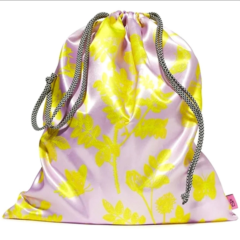 🦋 3 for $10 ~ IPSY Glam Bag Plus Makeup Satchel Drawstring Satin Luxe Pouch